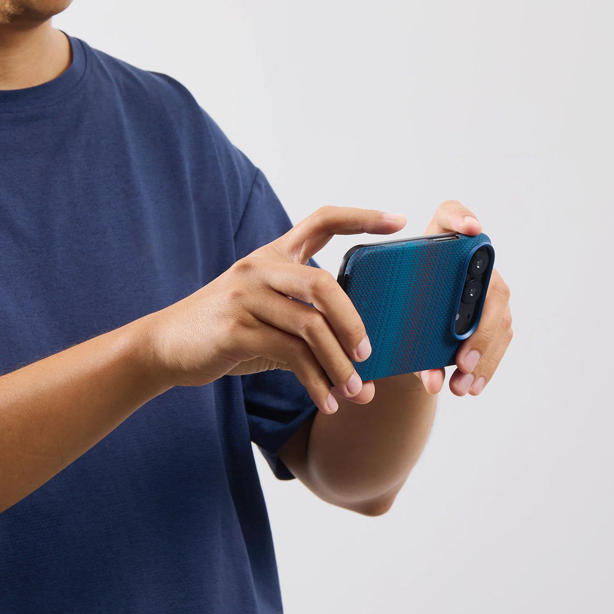 Pitaka Edge Aramid Fiber Case With PitaTap Camera Control For iPhone Duo - Moonrise