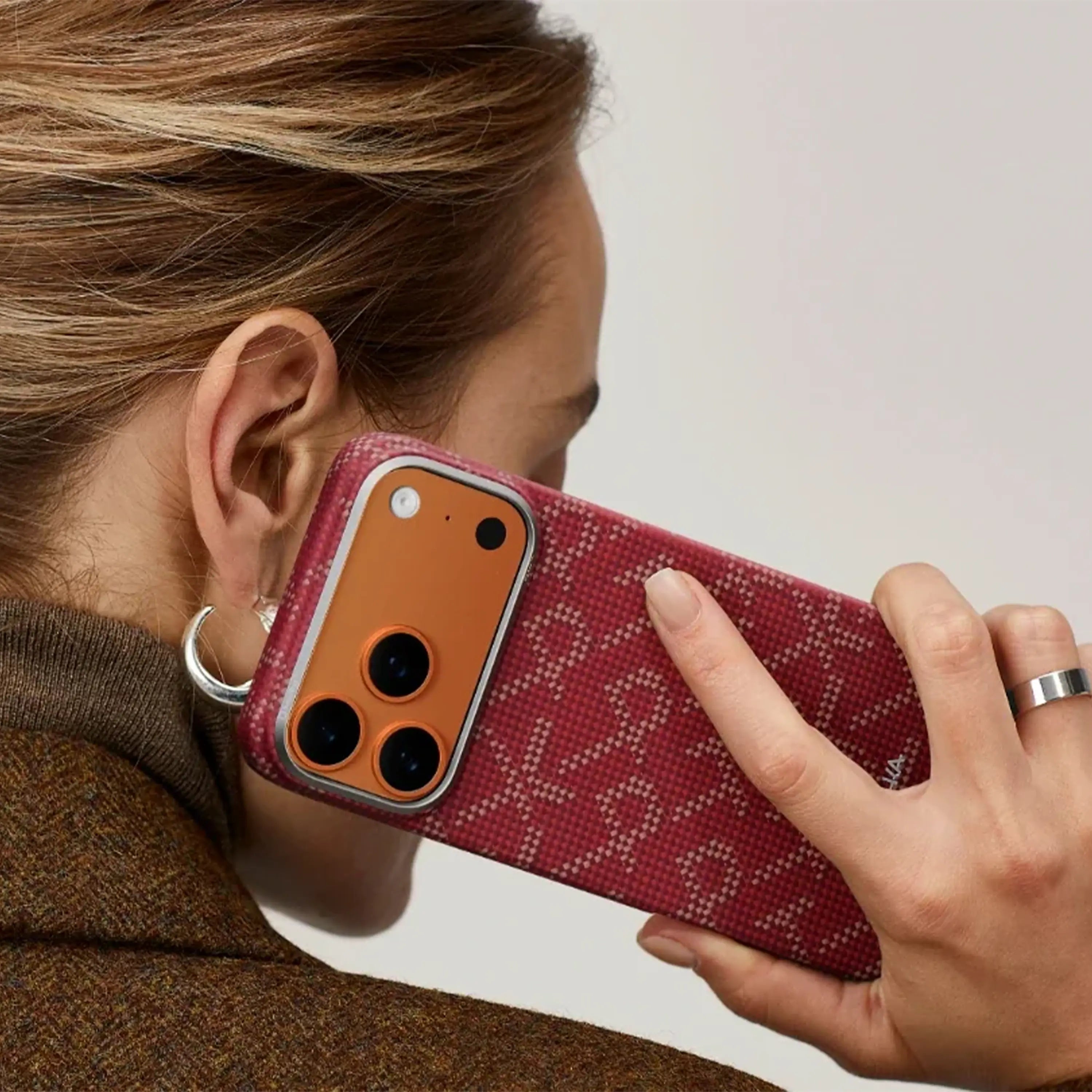 Pitaka Aramid Fiber Ultra-Slim Case With PitaTap for iPhone 17 Pro - PTK
