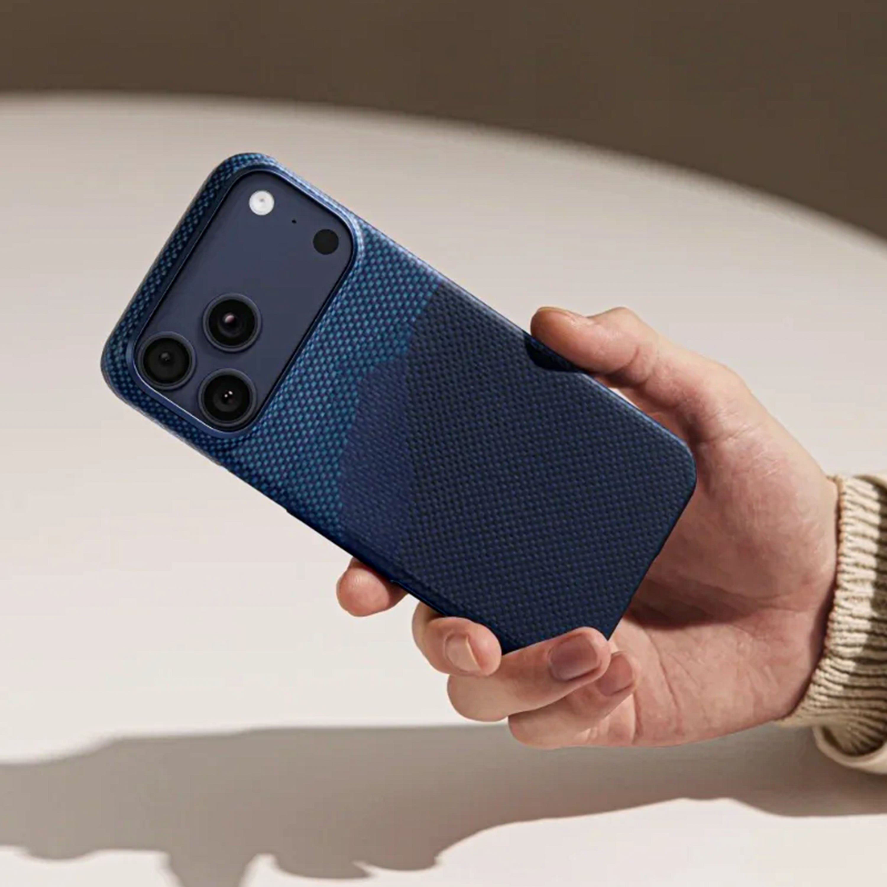 Pitaka Aramid Ultra-Slim Case With PitaTap for iPhone 17 Pro - Over The Horizon