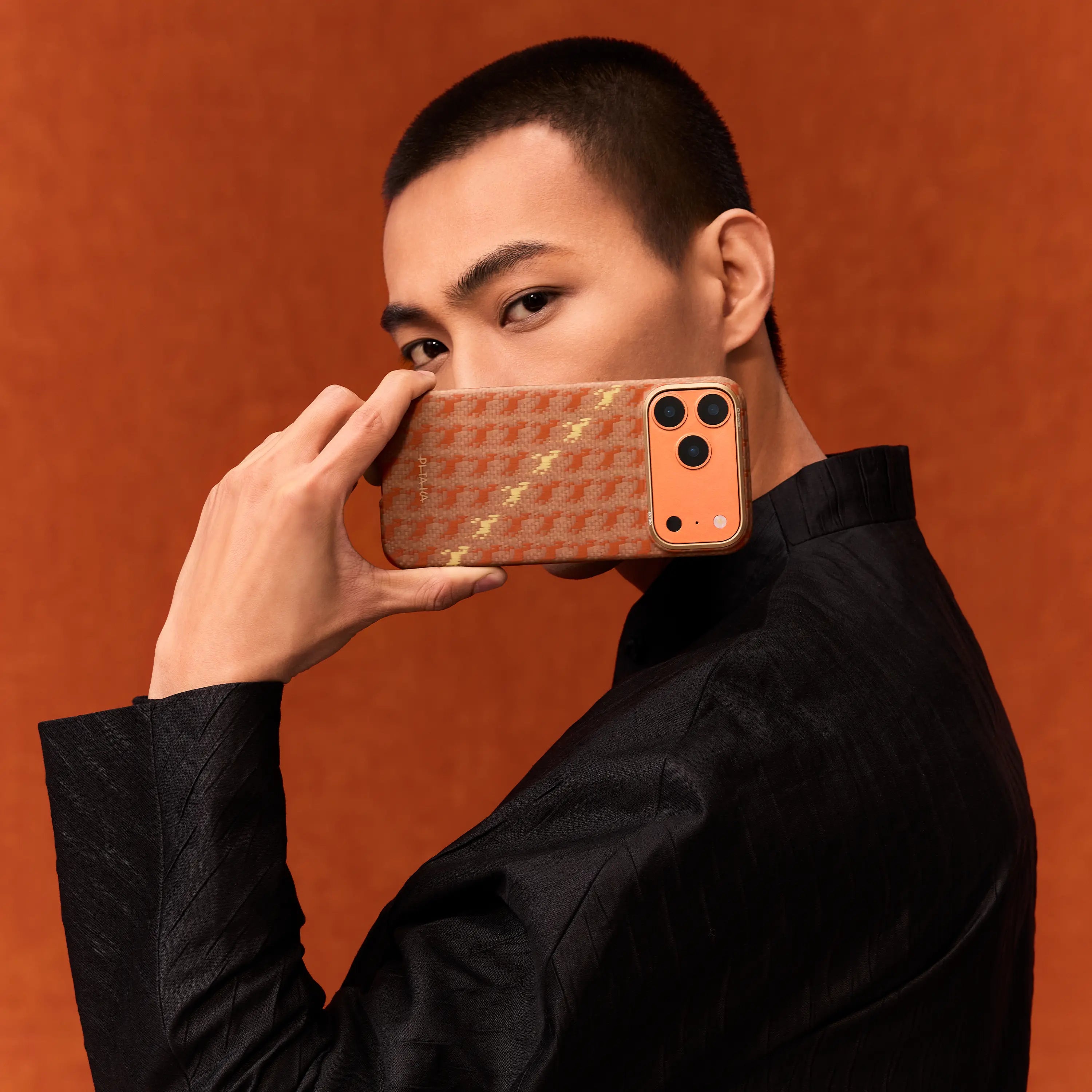 Pitaka Ultra-Slim Case With PitaTap Camera Control for iPhone 17 Pro Max - Amber