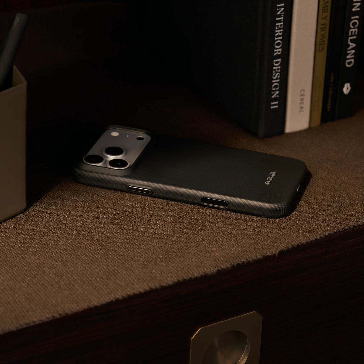 Pitaka Ultra-Guard Case With PitaTap Camera Control for iPhone 18 Pro Max - Black/Gray