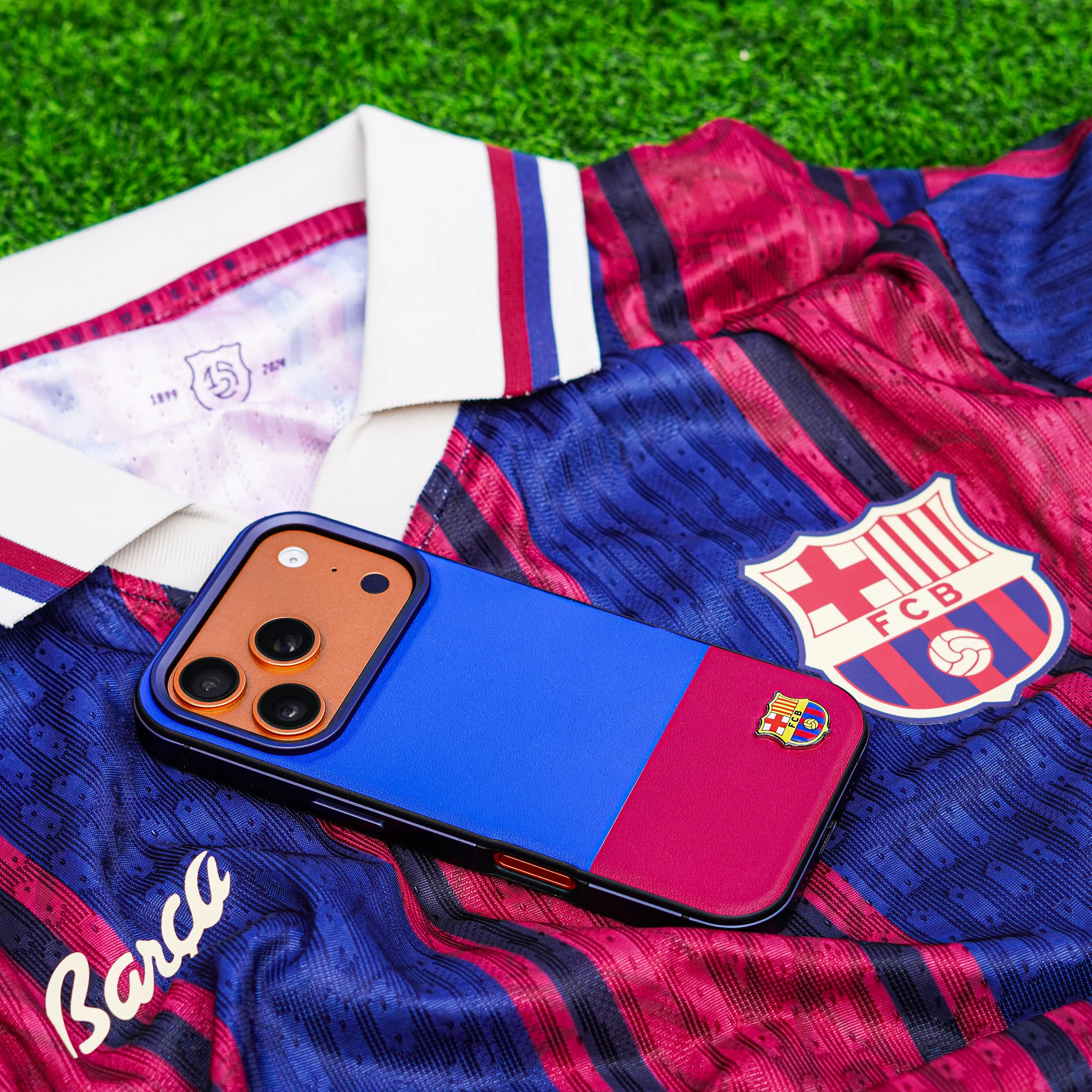 FC Barcelona Heritage Leather Case For iPhone 17 Pro Max