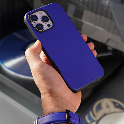 A-Case American Leather Case for iPhone 16 Pro - Elmas